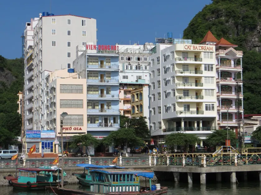 Catba Dream Hotel - Image 1