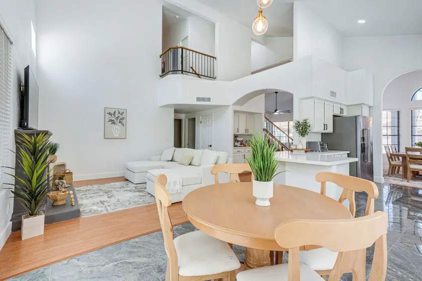 Recently Remodeled Avondale Retreat, Private Yard! - Image 1