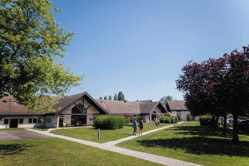 Mont Vernon - Image 1