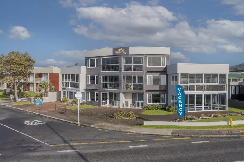 Waterfront Apartments Whitianga - Image 1