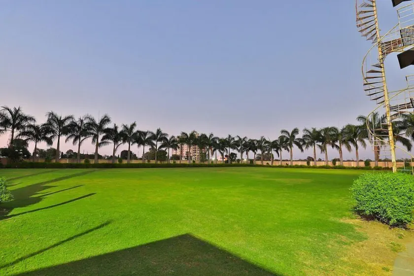 Biznotel by Pride Bharuch - Image 1