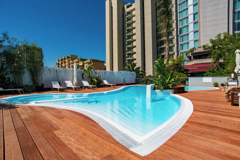 Hotel Scandic By Hilton - Image 1