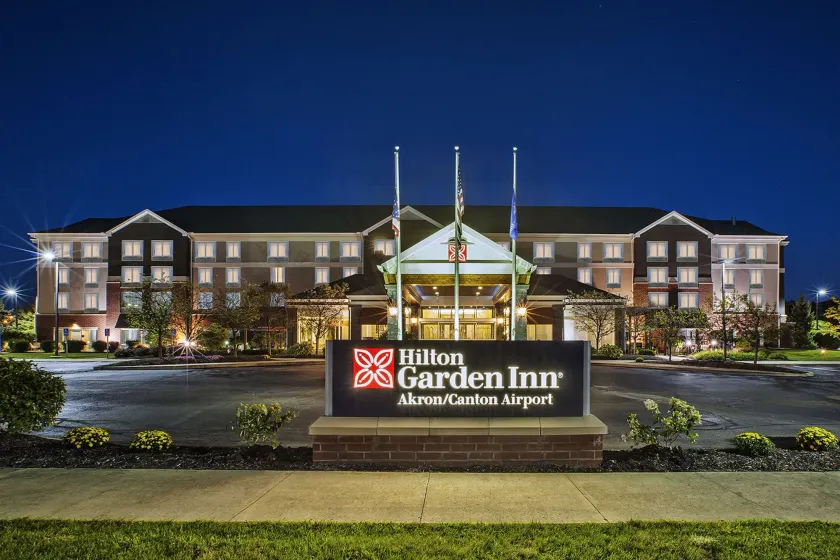 Hilton Garden Inn Akron Canton Airport - Image 1