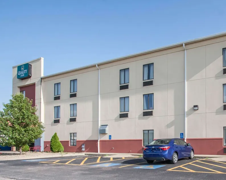 Quality Inn Joplin I-44 - Image 1