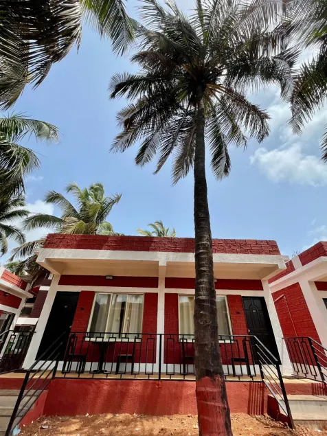 Sandcastle Beach Resort - Image 1