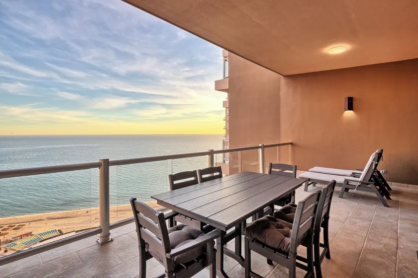 Luxury Oceanview Condo - Las Palomas - Pool, Golf, Sandy Beach ! - Image 1