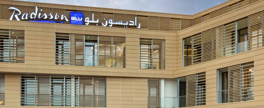 Radisson Blu Hotel & Residence, Riyadh Diplomatic Quarter - Image 1