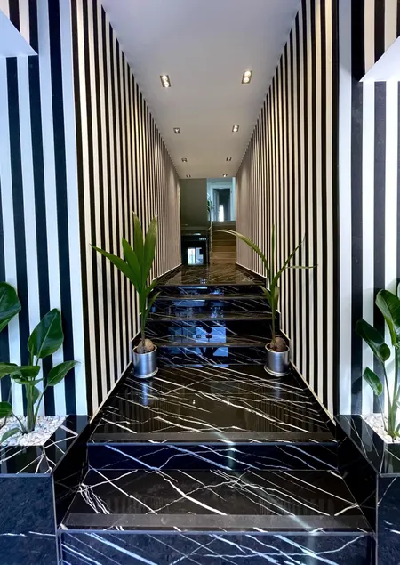 Wolf Suites - Vestíbulo