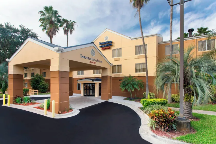 Fairfield Inn and Suites by Marriott Tampa Brandon - Image 1