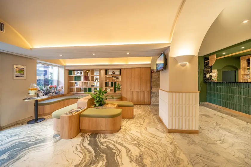 Hôtel Boréal - Image 1