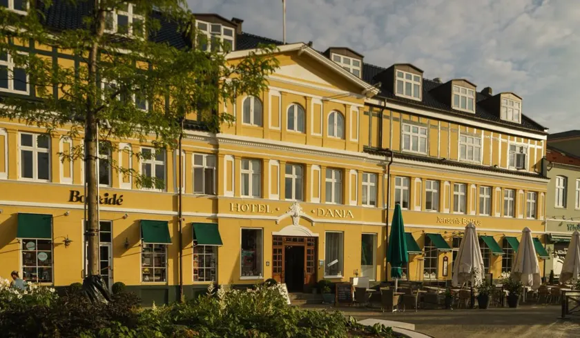 Hotel Dania - Image 1