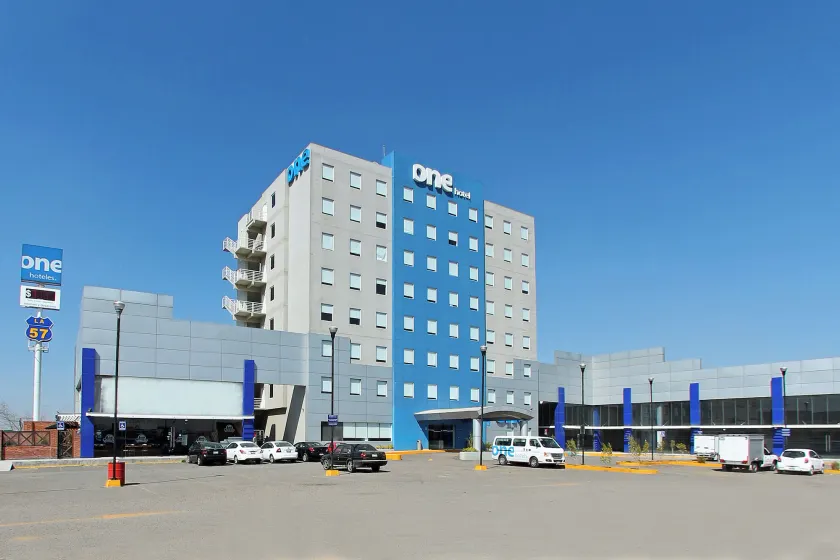 One Queretaro Aeropuerto - Image 1