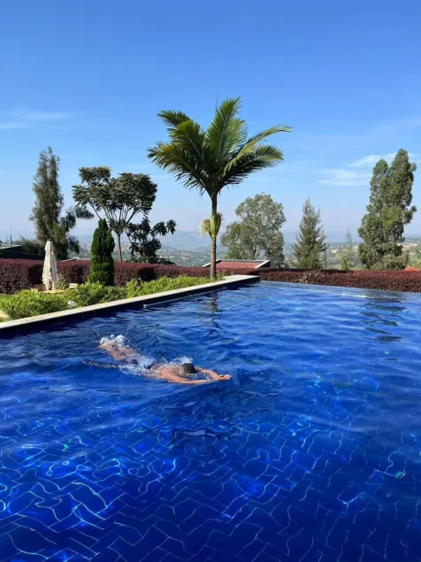 REBERO RESORT  - Image 1