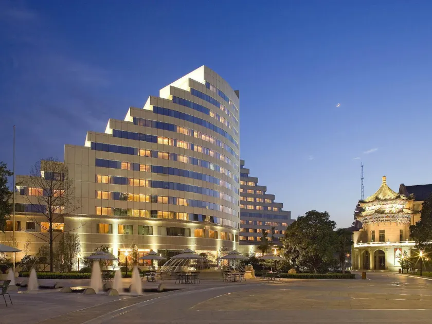 Sofitel Xi'an On Renmin Square - Image 1