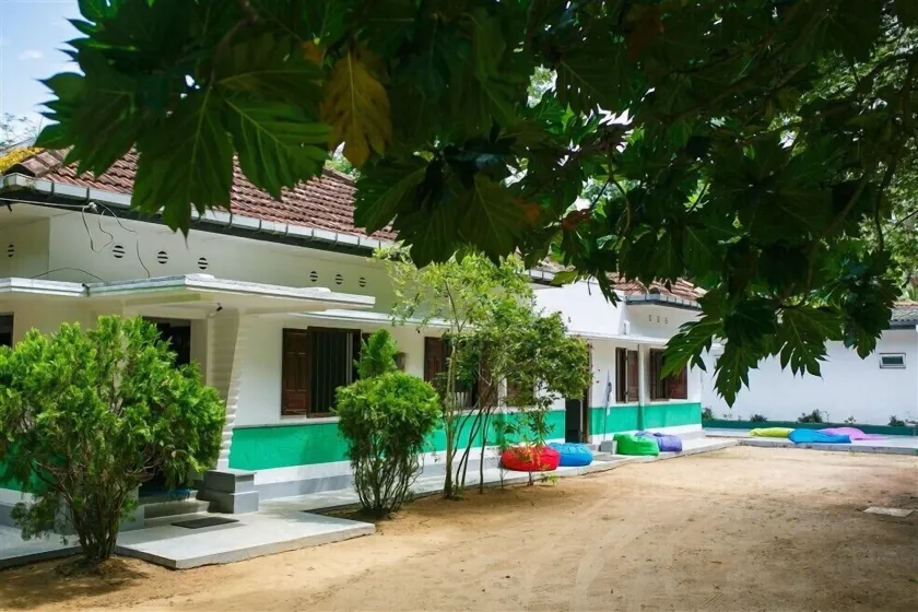 Hostel First Mirissa - Image 1