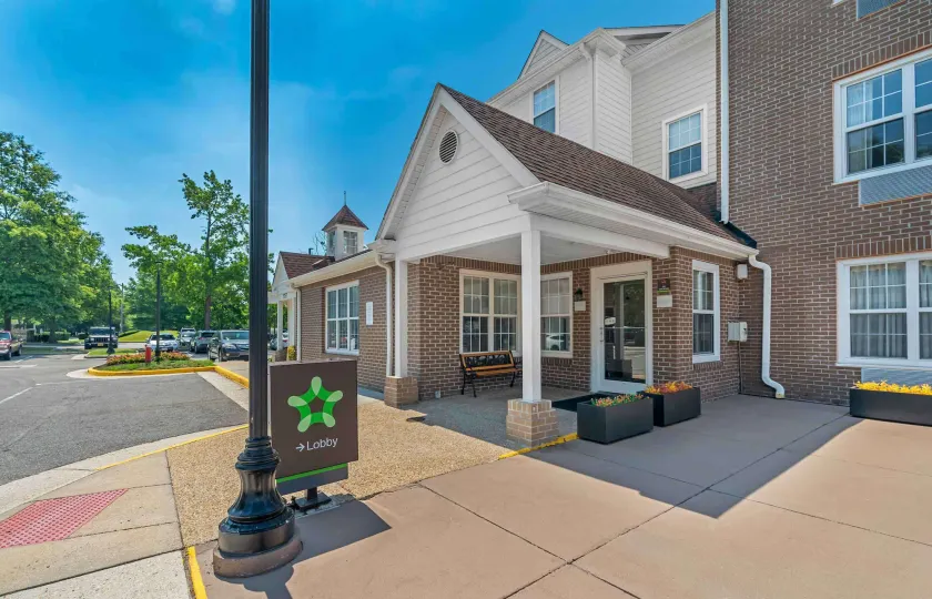 Extended Stay America Suites - Norfolk - Virginia Beach - Image 1
