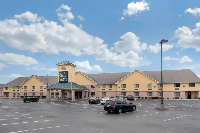 Quality Inn & Suites Lebanon I-65 - Image 1