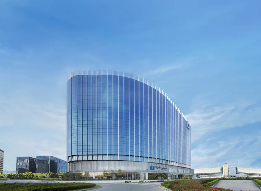 Regala Skycity Hotel by Regal Hotels - Image 1
