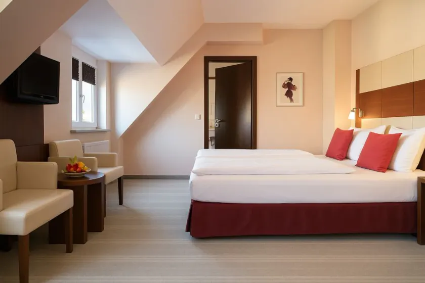 adena Hotel Bremerhaven - Image 1