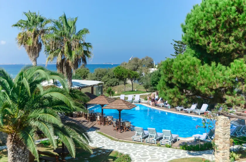Alkyoni Beach Hotel - Image 1