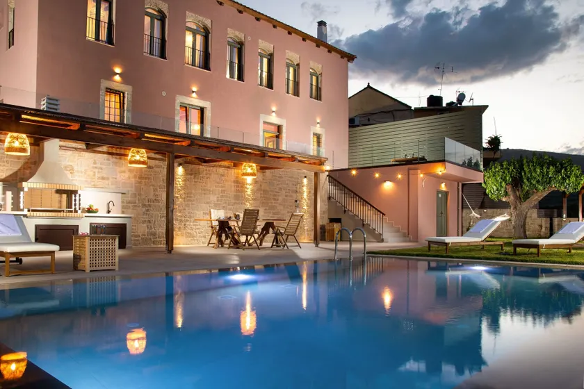 Divine Crete - Image 1