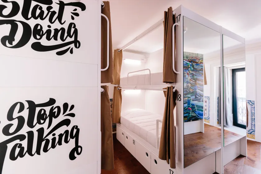 Lisbon South Hostel - Image 1