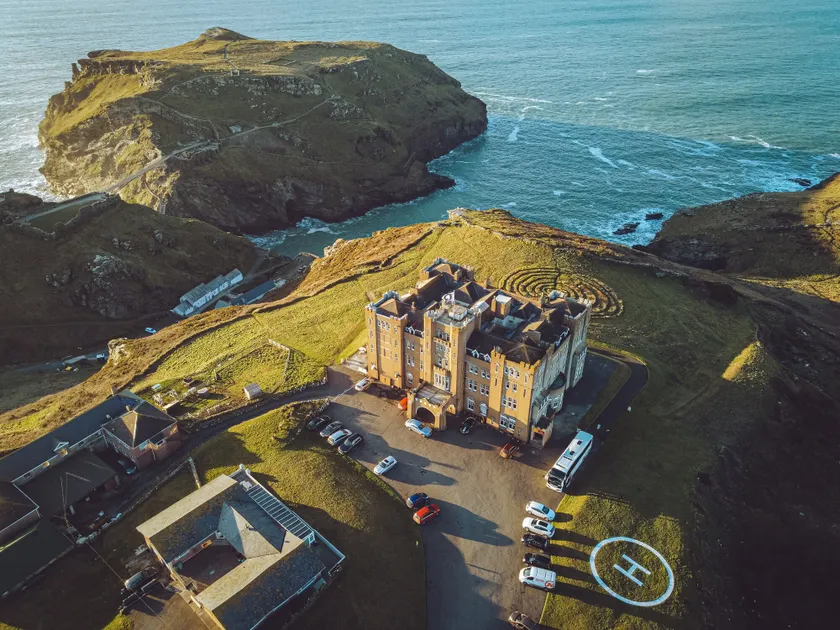 Camelot Castle Hotel - Image 1
