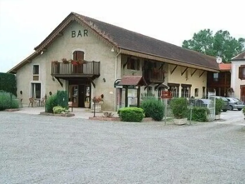 Logis Hôtel Les 3B - Image 1