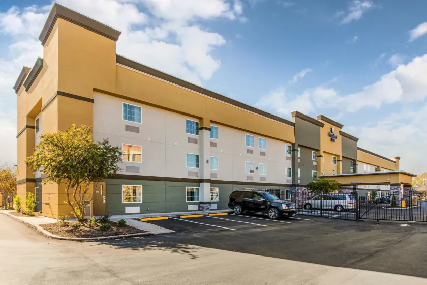 Comfort Inn Memphis Airport West - Image 1