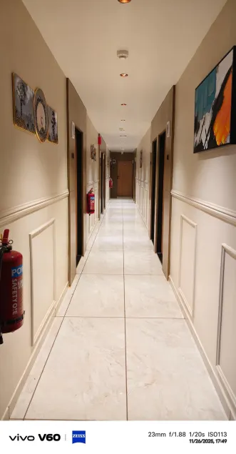 Hotel Nexon Inn - Image 1