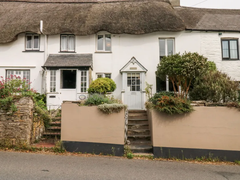 Alexander's Cottage - Image 1