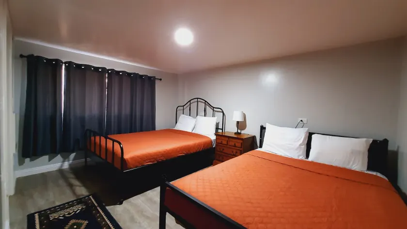 Sherwood Arms Motel - Habitación