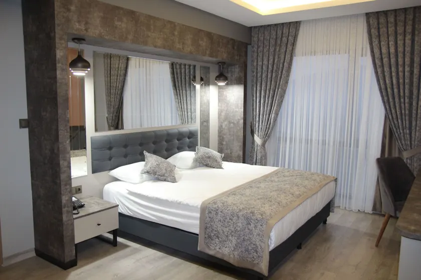 Ereza Otel - Image 1