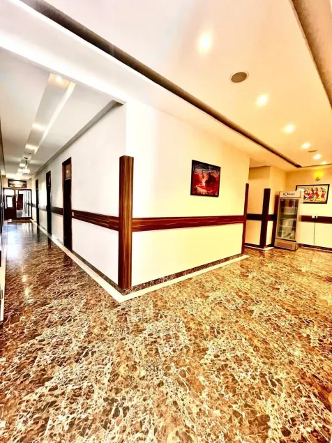 Hotel Woodcrest - Lobby