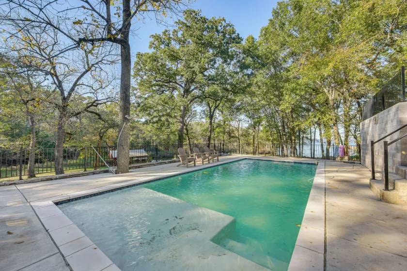 Lakefront Family Home w/ Pool in Streetman! - Interiør