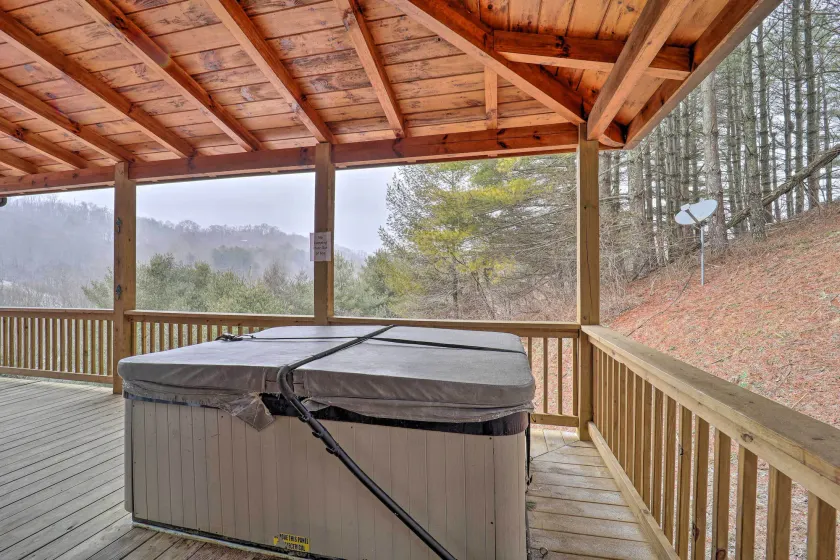 Hot Tub & Game Room: 'A Mountain Dream' in Vilas - Innenbereich