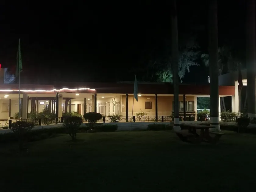 Tilyar Hotel And Resort - Image 1