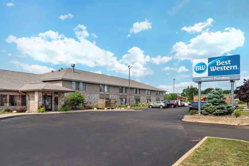 Best Western Spooner Riverplace - Image 1