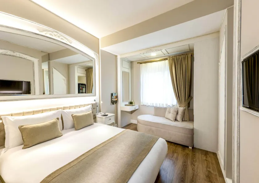 Hotel Yasmak Sultan - Image 1