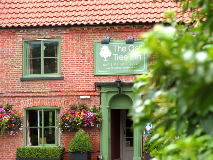 Oak Tree Inn - Image 1