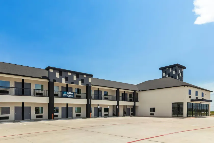 Clarion Pointe Port Lavaca - Image 1
