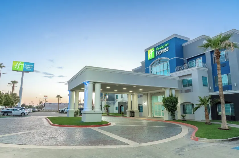 Holiday Inn Express Hotel & Suites El Centro by IHG - Image 1
