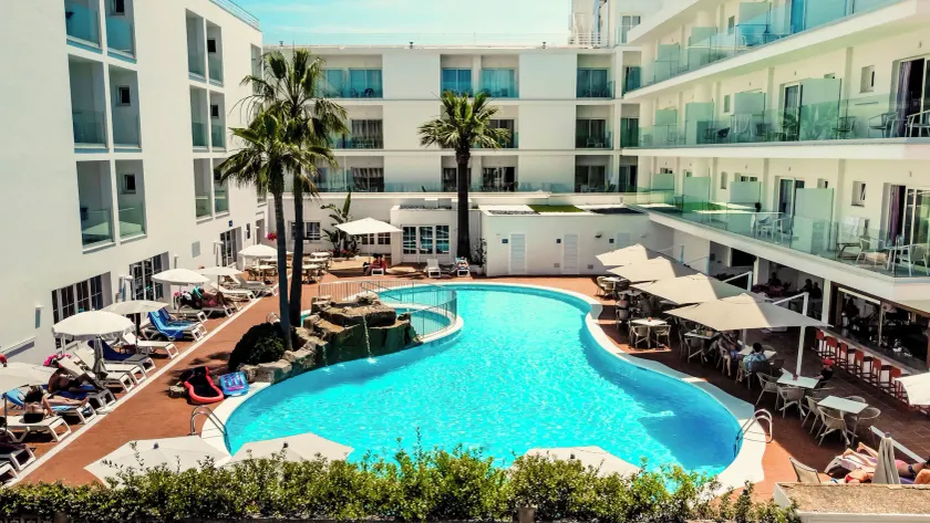 Hotel Capricho - Image 1