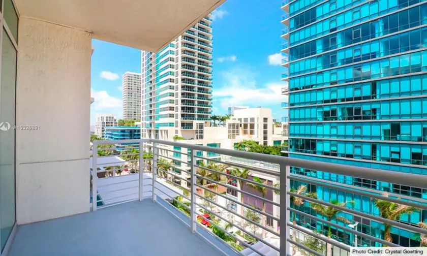 Midtown Miami Getaway-with pool n parking - Image 1