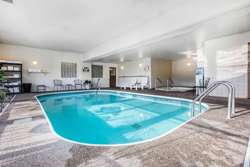 Quality Inn and Suites Silverthorne - Copper Mountain - Image 1