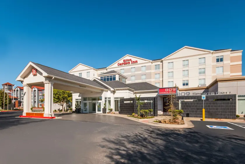 Hilton Garden Inn Oklahoma City Midtown - Image 1