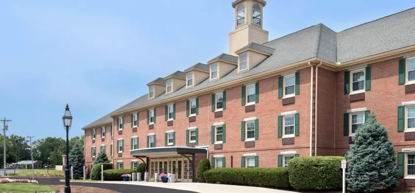Woburn Inn - Image 1