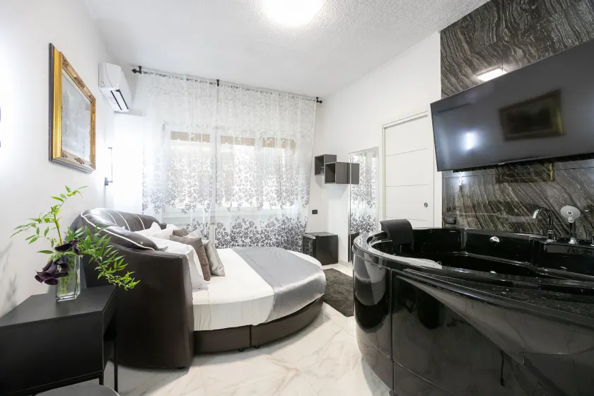 Gregorio VII Luxury Suites San Damaso - Image 1
