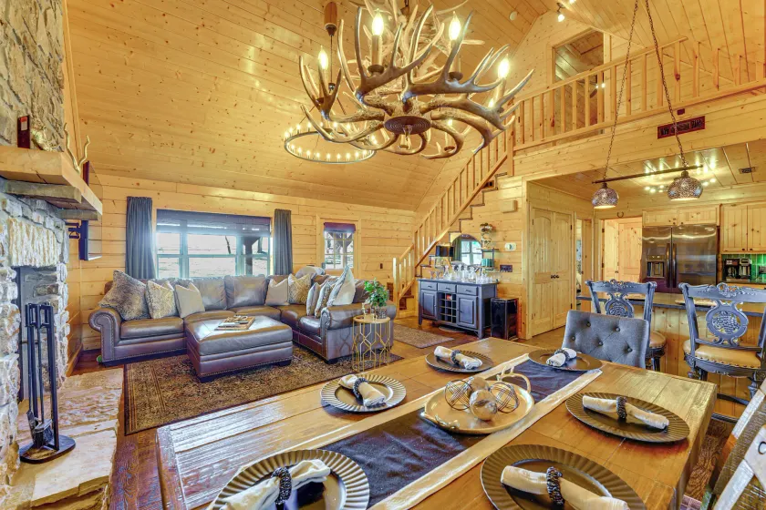 Fish, Raft & Relax! Spacious Sulphur Springs Home - Image 1