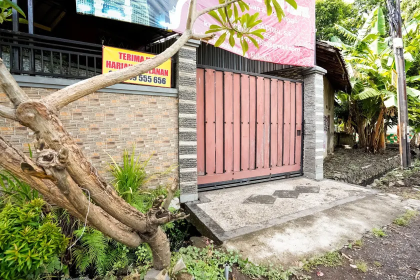 OYO 91827 Tutus Homestay Syariah - Image 1
